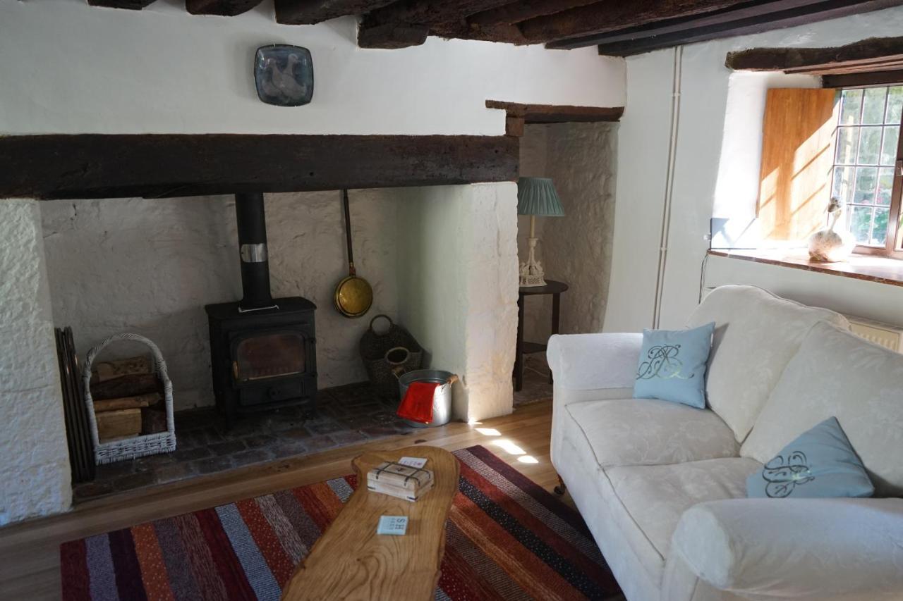 Character 2 Double Bedroom Cottage In Shaftesbury Ngoại thất bức ảnh