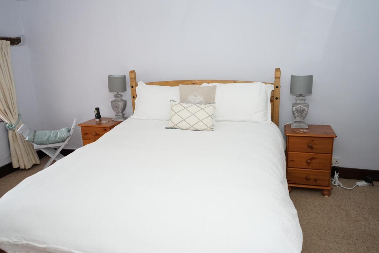 Character 2 Double Bedroom Cottage In Shaftesbury Ngoại thất bức ảnh